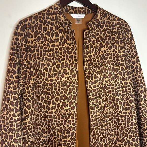 🆕 ALLISON DALEY Microfiber Animal Print Overcoat - Picture 3 of 15